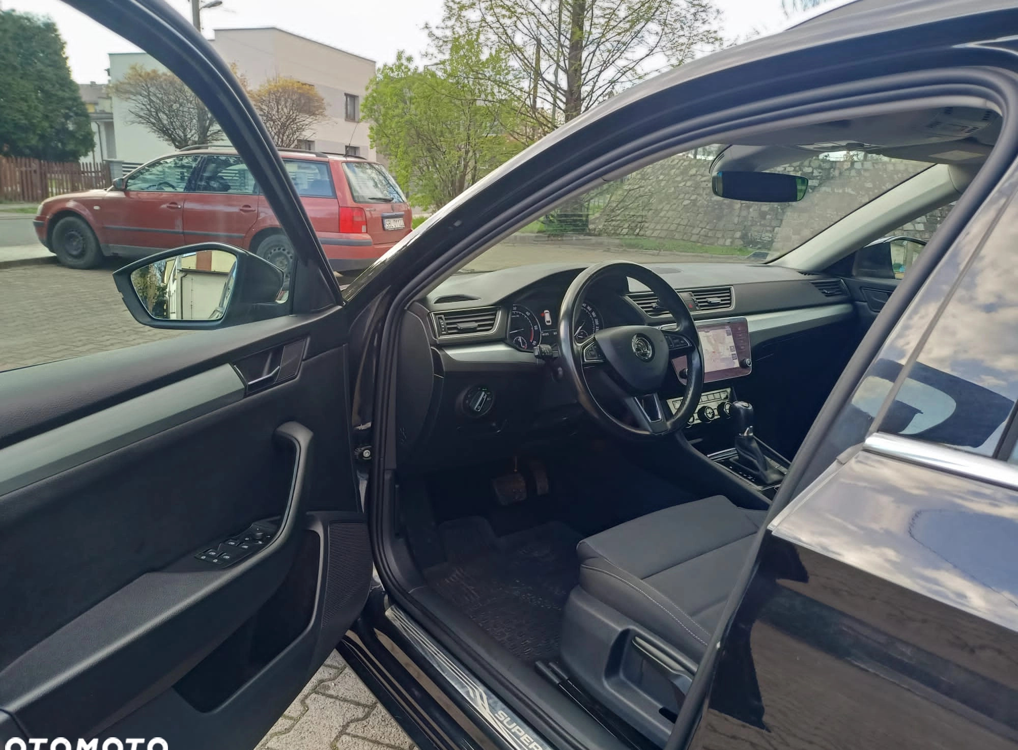 Skoda Superb cena 87900 przebieg: 190000, rok produkcji 2018 z Grybów małe 742